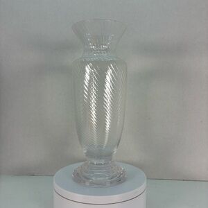 Mikasa Rondelet 7.5” Tall Clear Swirl Flower Bud Vase No Chips